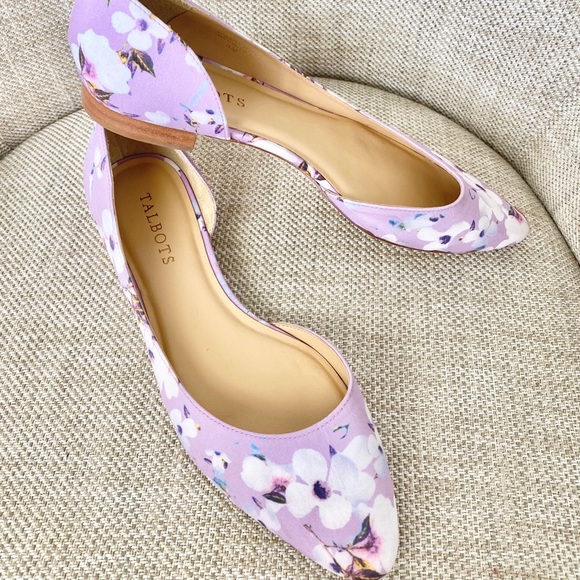 SOLD:🎀 Talbots Shoes 🎀 - Picture 3 of 3